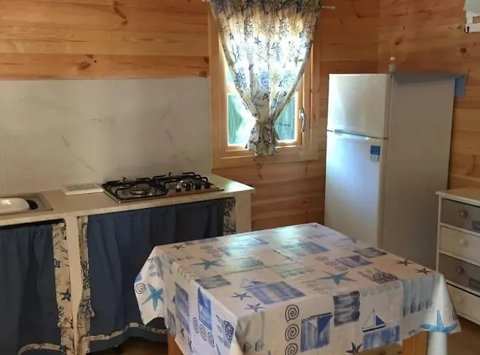 مكان تخييم Camping Verde ماسا
